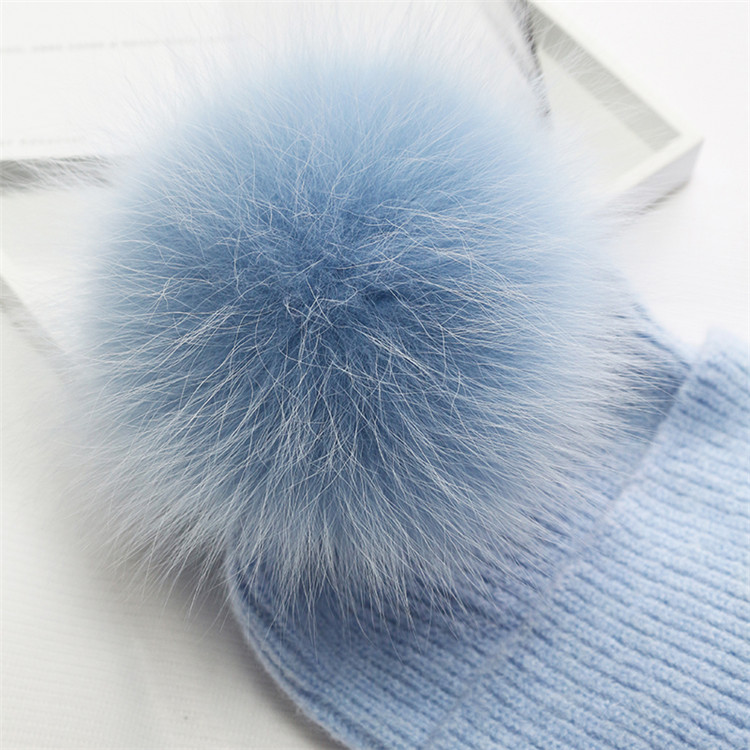Wholesale-Womans-Winter-Crochet-Knit-Hat-Hairy (2).jpg