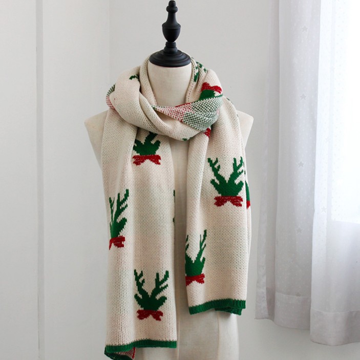 Christmas-Knitted-Scarf-Fashion (1).jpg